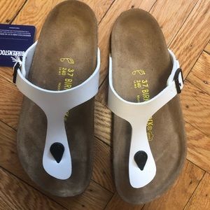 NEW Birkenstock’s gizeh white 7 or 37